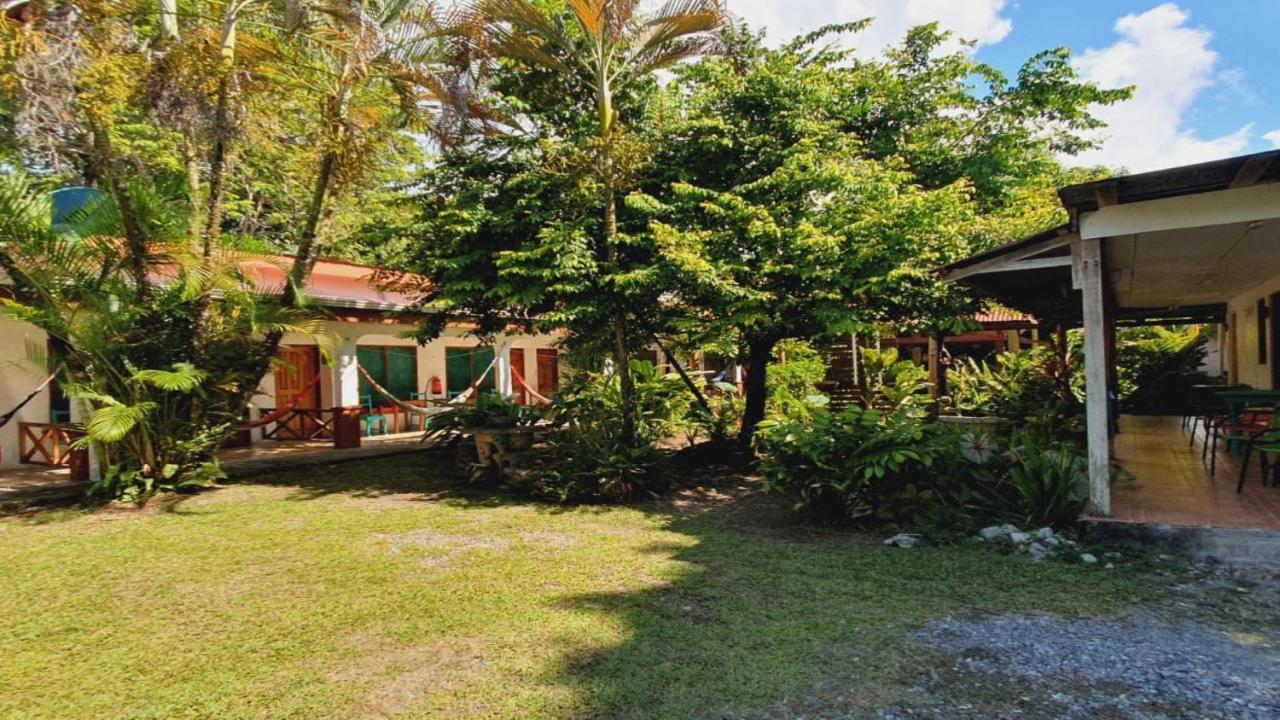Cabinas Palmer Makanda Cahuita Εξωτερικό φωτογραφία