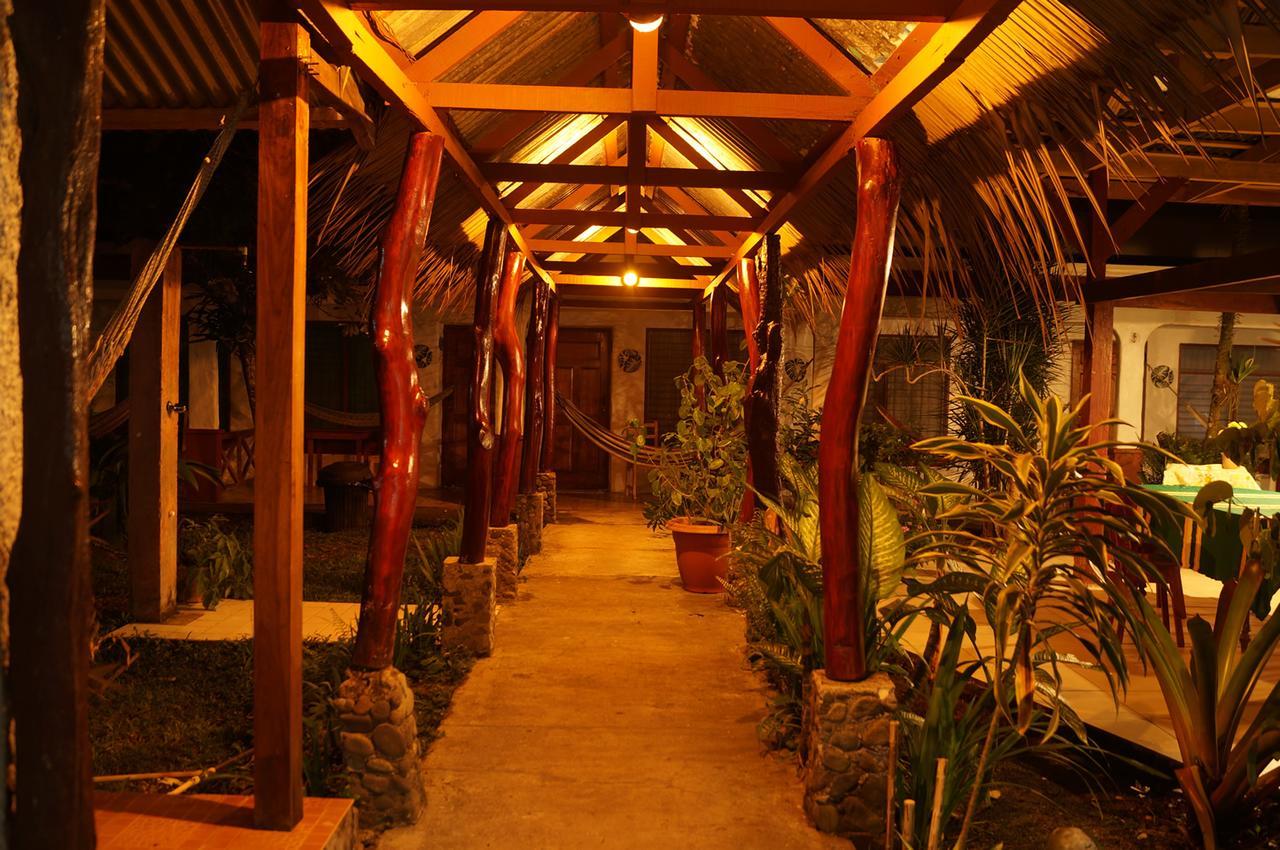 Cabinas Palmer Makanda Cahuita Εξωτερικό φωτογραφία